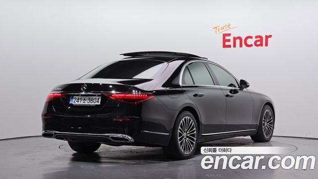 Mercedes-Benz S-Class 2022 — photo 2