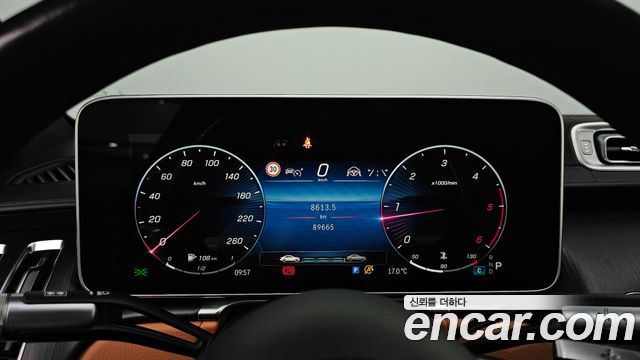 Mercedes-Benz S-Class 2022 — photo 8