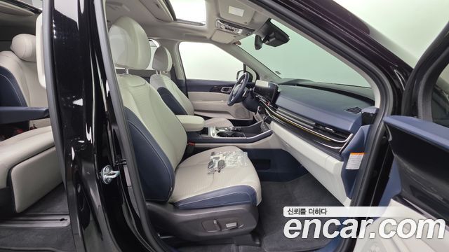 Kia Canival 2025 — photo 16