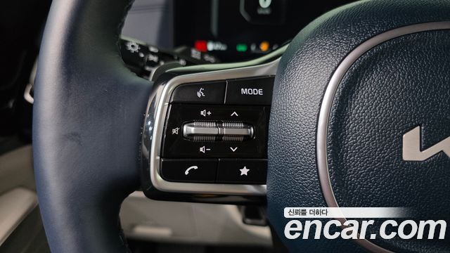Kia Canival 2025 — photo 32