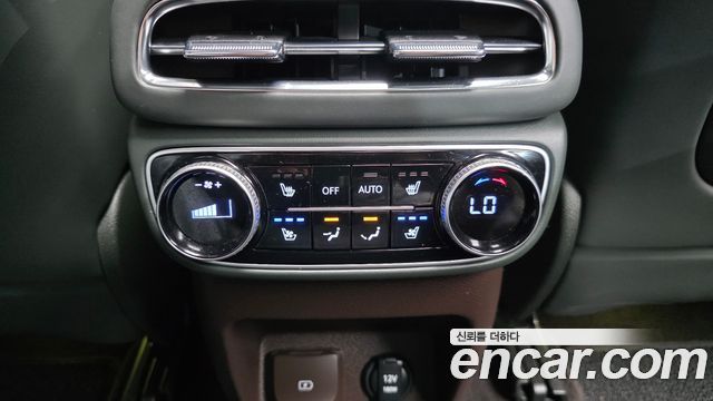 Genesis GV80 2022 — photo 23