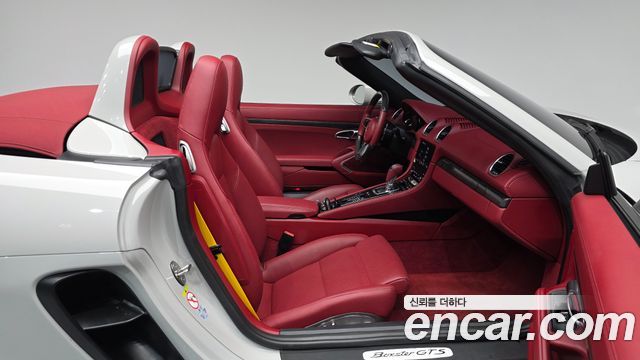 Porsche 718 2023 — photo 16