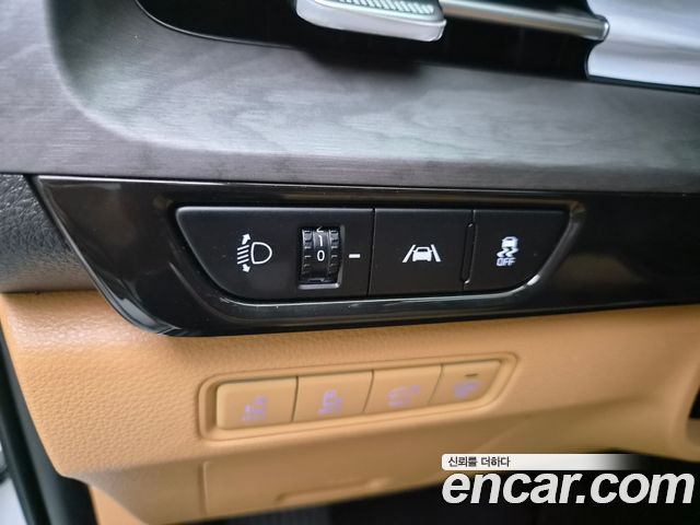 Kia Canival 2023 — photo 8