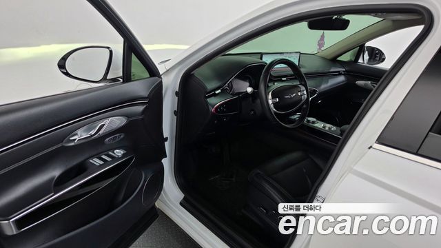 Genesis GV70 2021 — photo 8