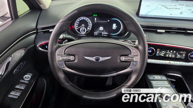 Genesis GV70 2021 — photo 13