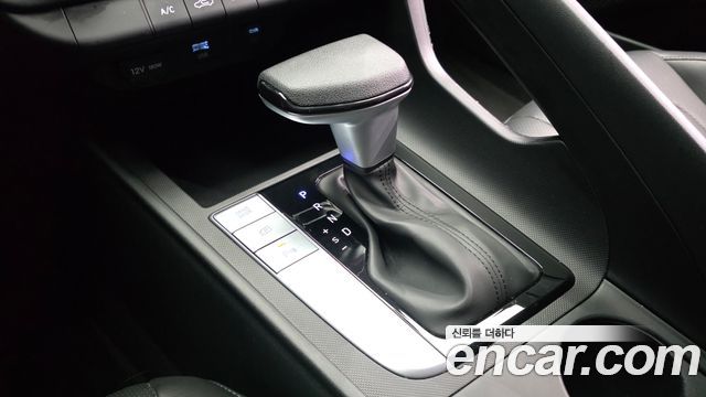 Hyundai AVANTE 2024 — photo 12