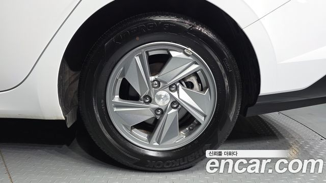 Hyundai AVANTE 2024 — photo 7