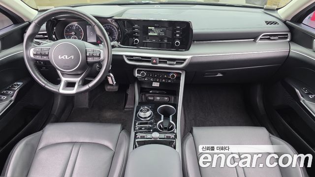 Kia K5 2023 — photo 7