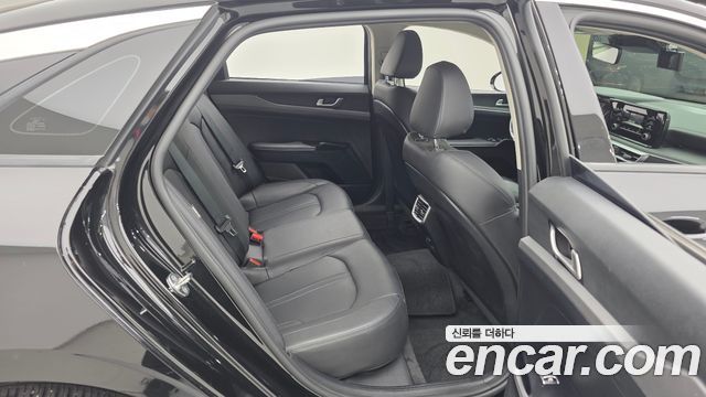 Kia K5 2023 — photo 12