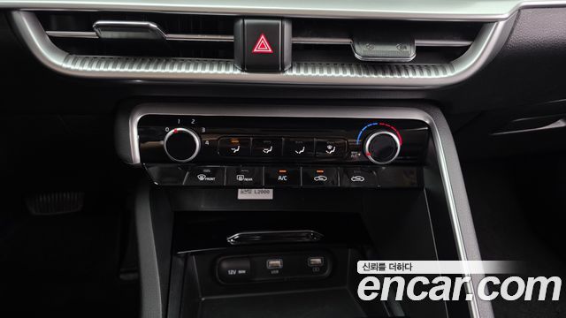 Kia K5 2023 — photo 17