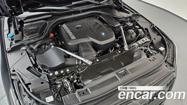 BMW 5-Series 2026 — photo 6