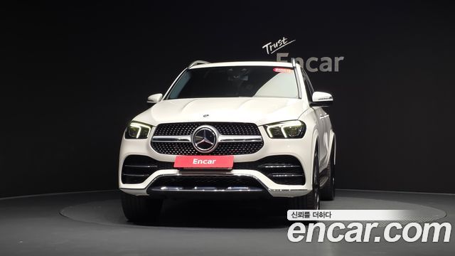 Mercedes-Benz GLE-Class 2019 — photo 3