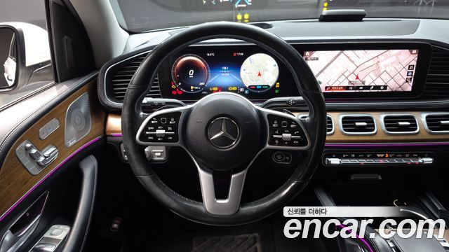 Mercedes-Benz GLE-Class 2019 — photo 19