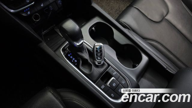 Hyundai Santafe 2019 — photo 9