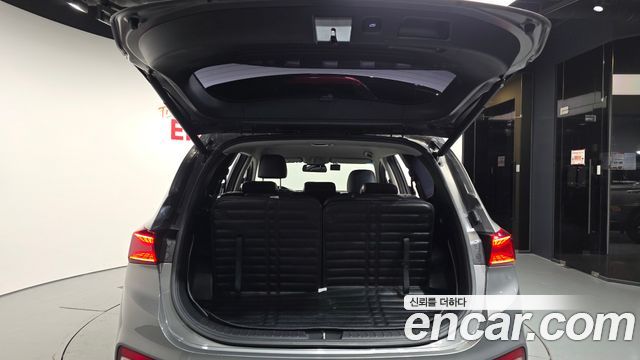 Hyundai Santafe 2019 — photo 20