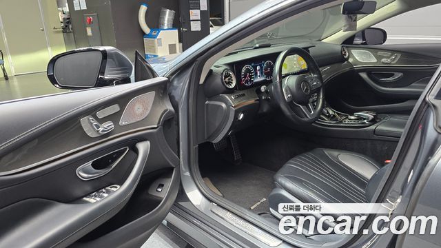 Mercedes-Benz CLS-Class 2019 — photo 10