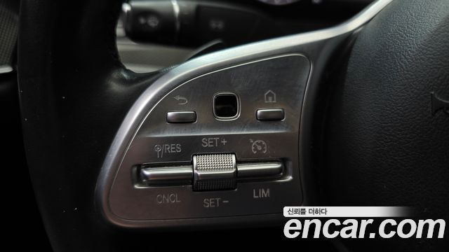 Mercedes-Benz CLS-Class 2019 — photo 19