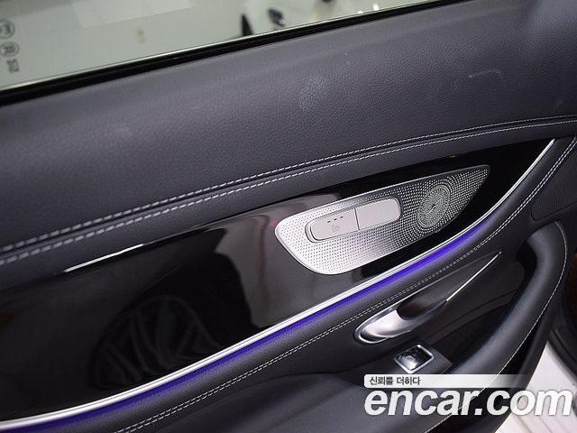 Mercedes-Benz AMG GT 2022 — photo 16