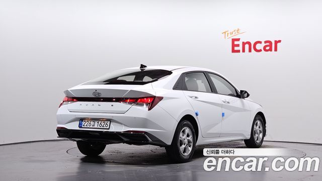 Hyundai AVANTE 2021 — photo 2