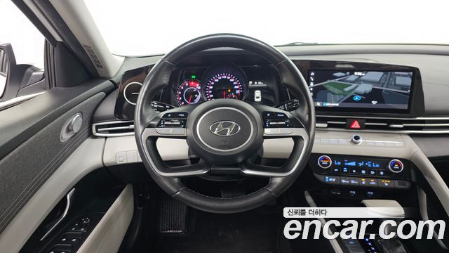 Hyundai AVANTE 2021 — photo 19