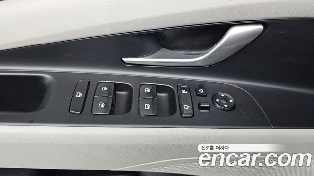 Hyundai AVANTE 2021 — photo 24