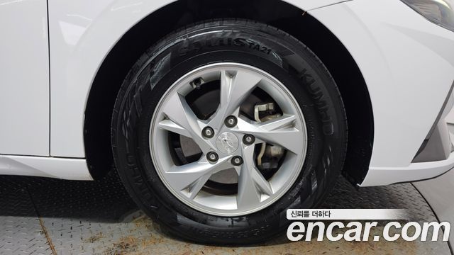 Hyundai AVANTE 2021 — photo 7