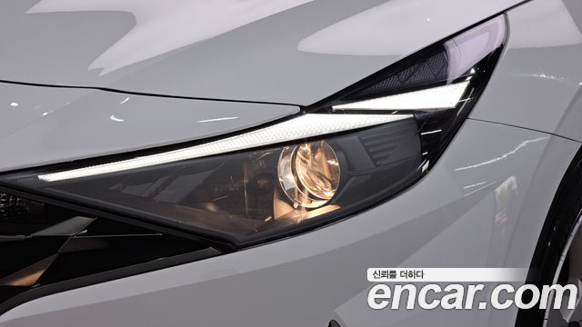 Hyundai AVANTE 2021 — photo 8