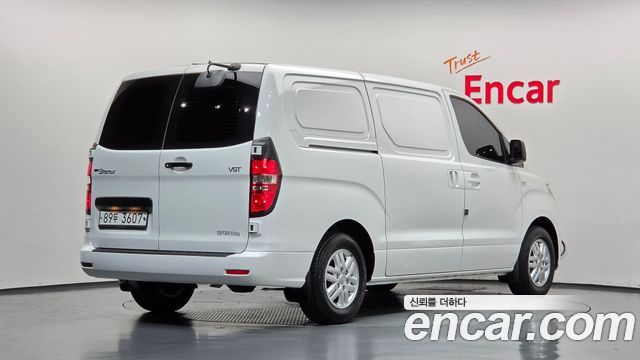 Hyundai Starex 2019 — photo 2