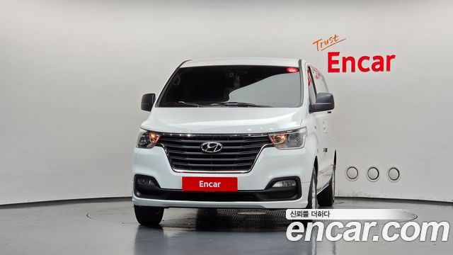 Hyundai Starex 2019 — photo 3