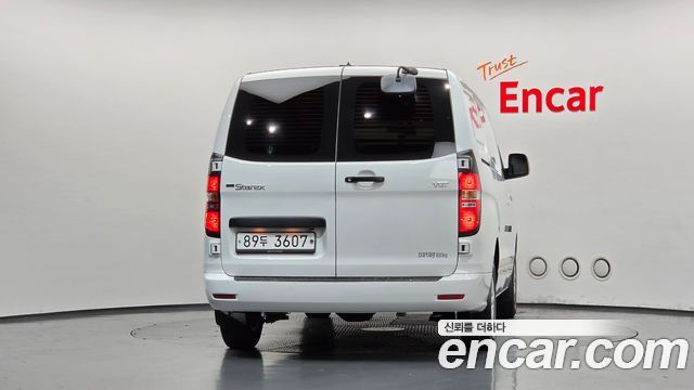 Hyundai Starex 2019 — photo 4
