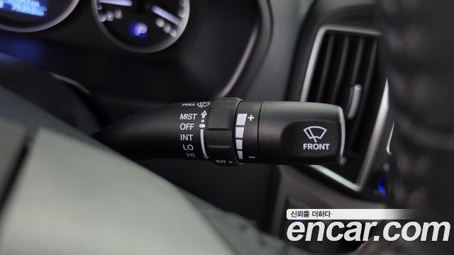 Hyundai Starex 2019 — photo 25