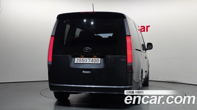 Hyundai Staria 2022 — photo 4