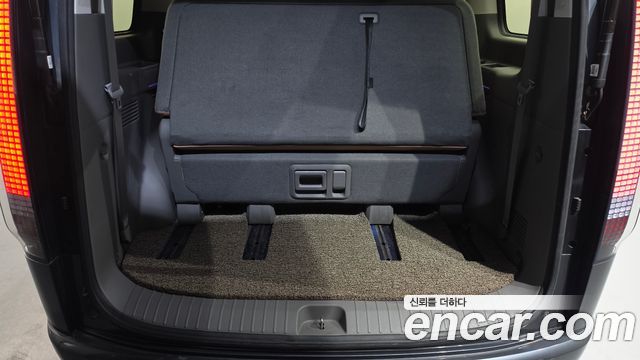 Hyundai Staria 2022 — photo 25