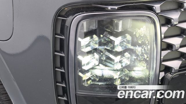 Hyundai Staria 2022 — photo 8