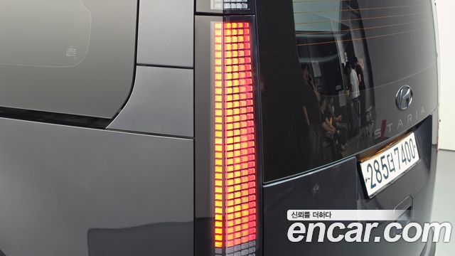 Hyundai Staria 2022 — photo 9