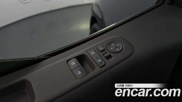 Hyundai Staria 2022 — photo 27