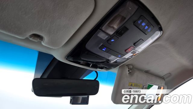 Hyundai Staria 2022 — photo 28
