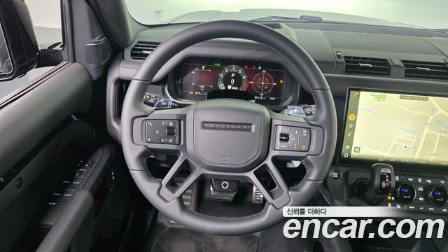 Land Rover Defender 2026 — photo 13