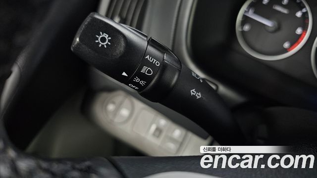 Hyundai Starex 2018 — photo 14