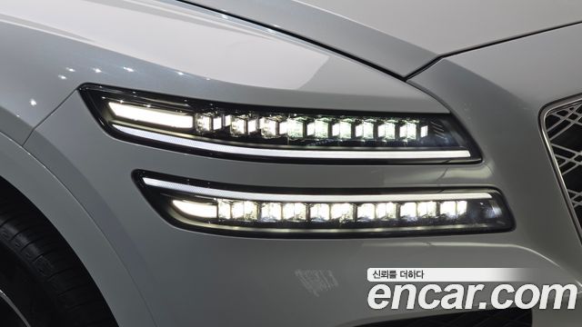 Genesis GV80 2024 — photo 8