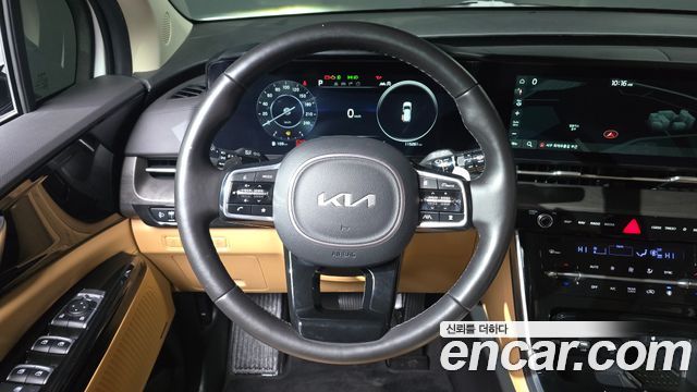 Kia Canival 2023 — photo 20