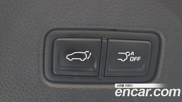 Kia Canival 2023 — photo 34
