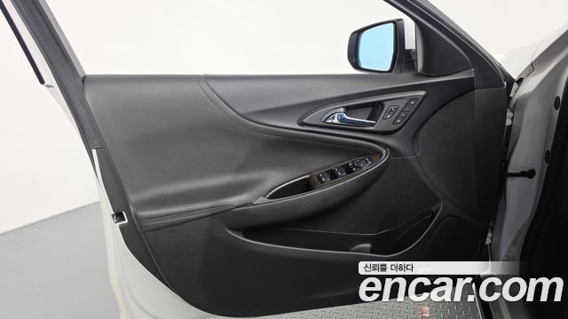 Chevrolet Korea Malibu 2019 — photo 14