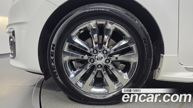 Kia Canival 2016 — photo 5