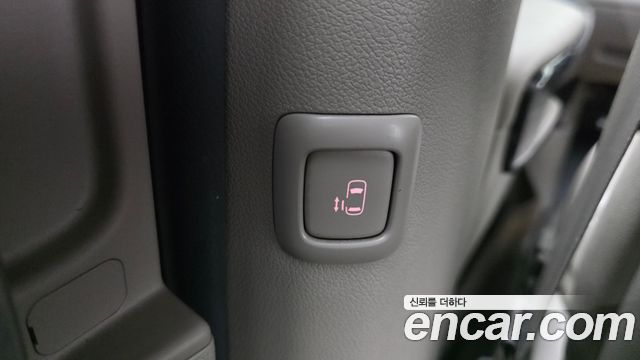 Kia Canival 2016 — photo 17