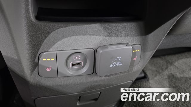 Kia Canival 2016 — photo 18