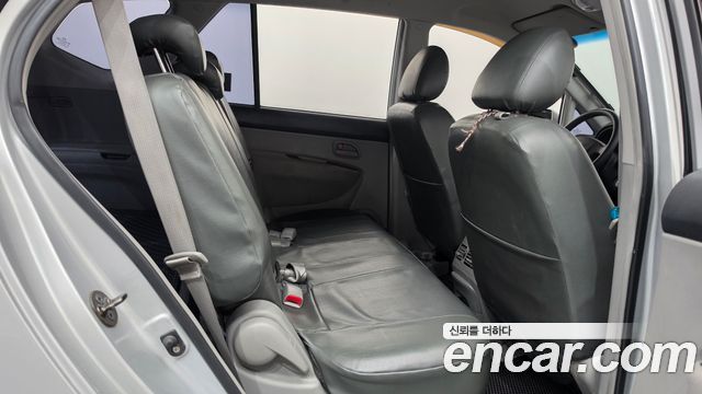 Kia Carens 2007 — photo 12