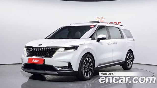 Kia Canival 2021 — photo 1