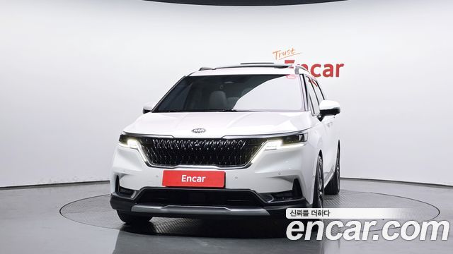 Kia Canival 2021 — photo 3