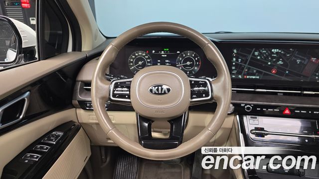 Kia Canival 2021 — photo 12